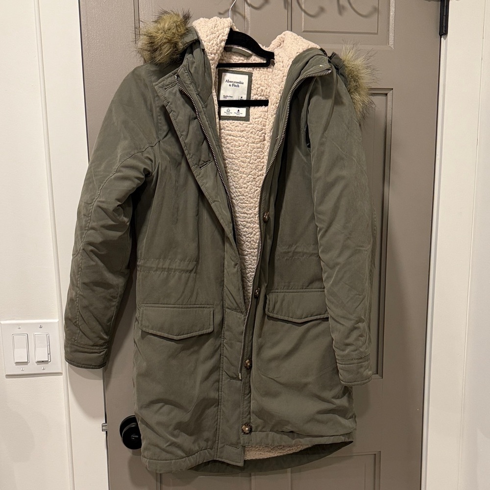 Abercrombie & Fitch Cream Sherpa Jacket